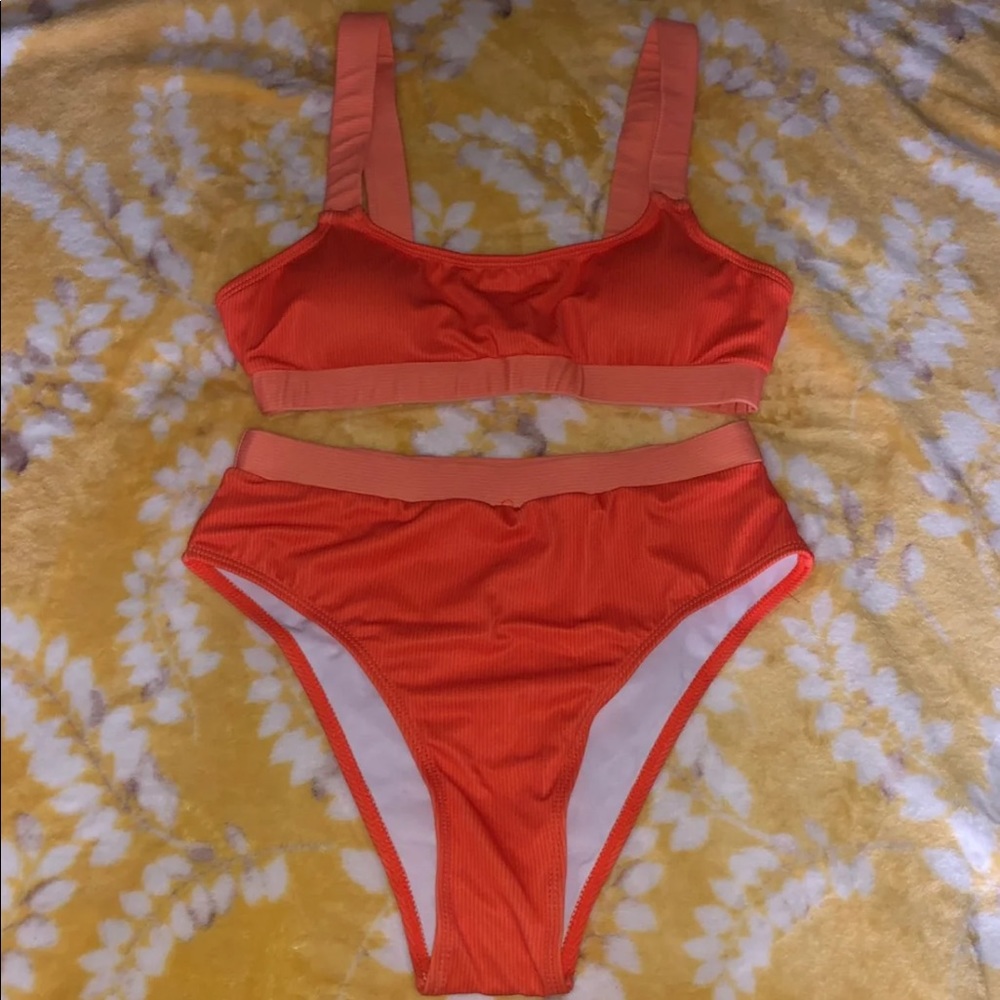 High waisted bikini